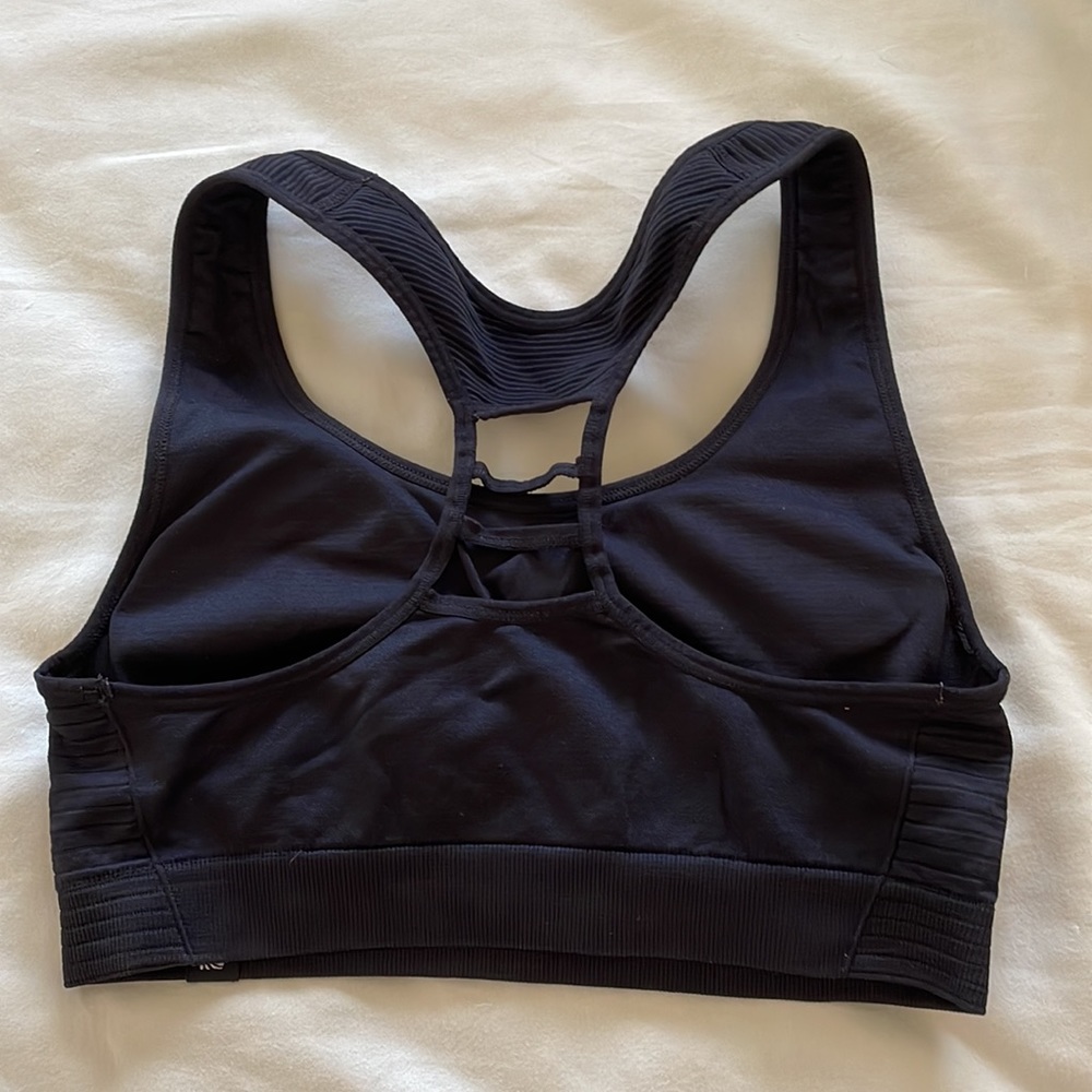 Sports bra - Picture 2 of 2